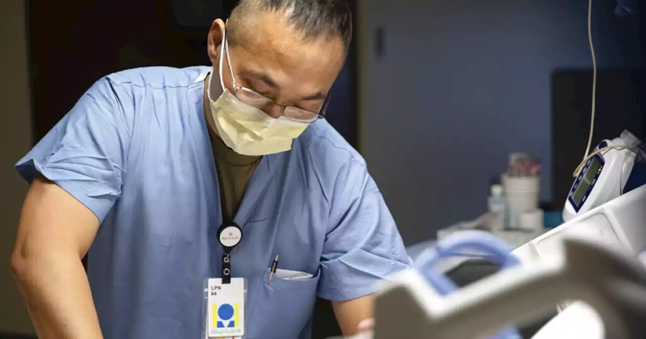 15,000 Minnesota nurses go on strike, thought to be largest in US history