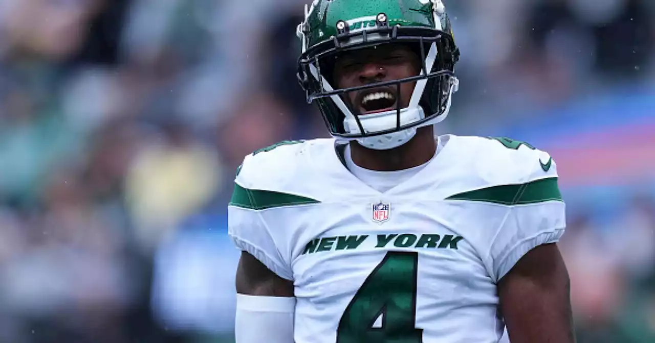 Jets cornerback gets interception after learning his father died moments before kickoff