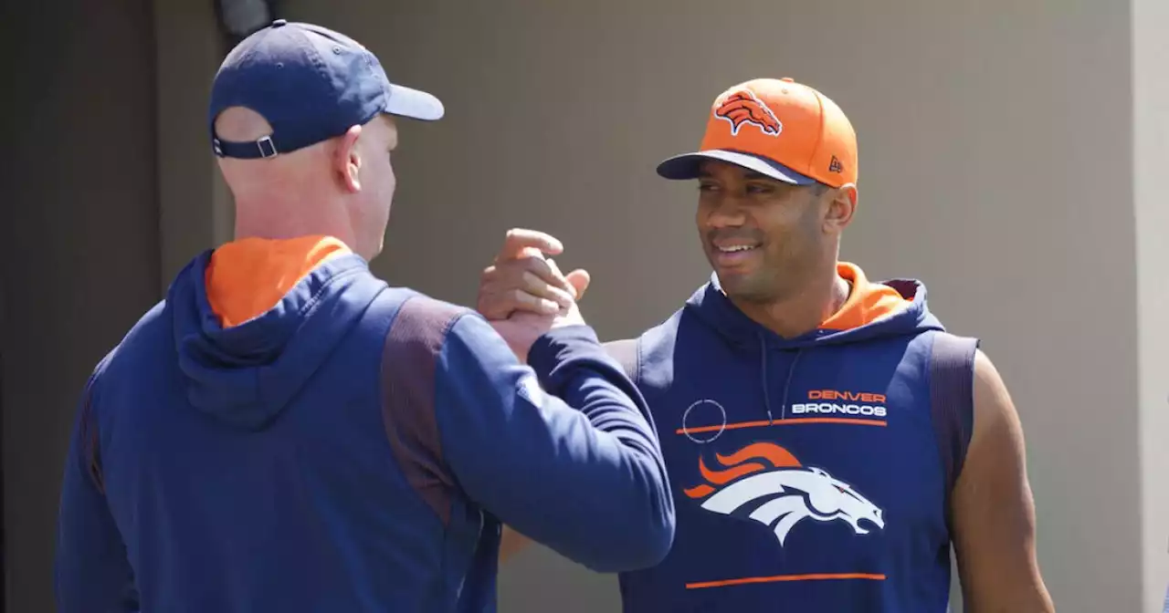 Broncos' Russell Wilson returns home to pressure cooker in his debut