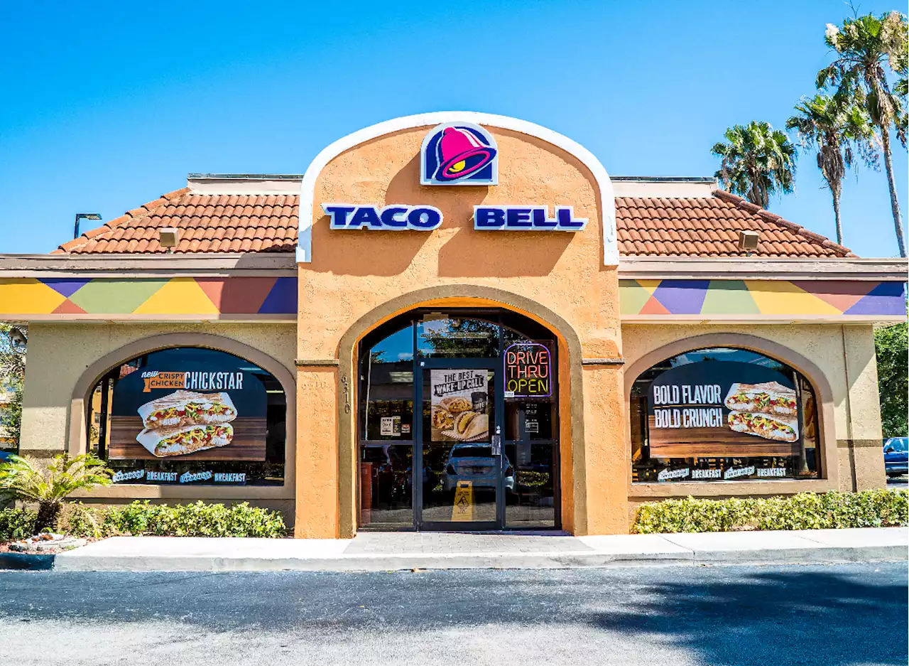 5 Discontinued Taco Bell Items Customers Are Still Drooling Over