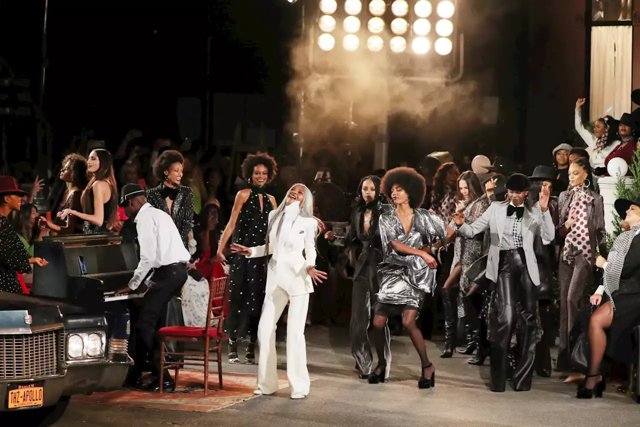 Watch the Tommy Hilfiger Factory Experience Runway Show Live