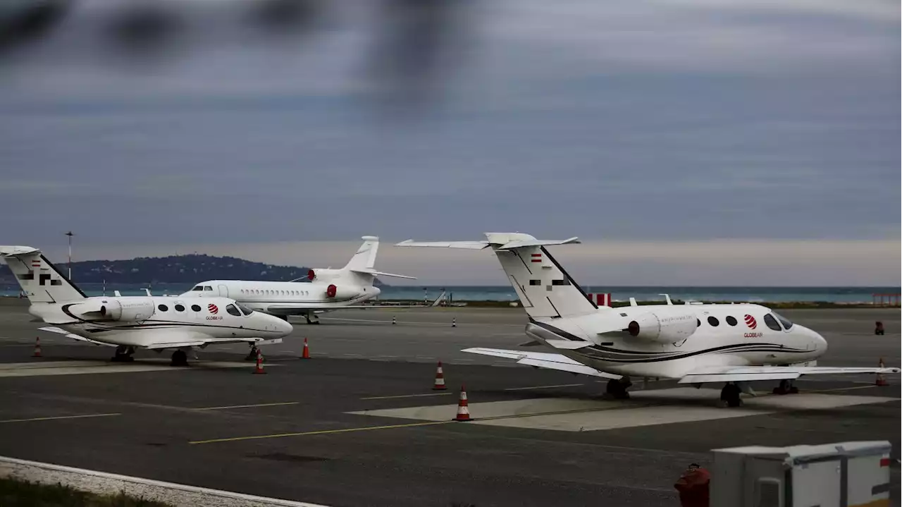 Environnement : des députés Nupes déposent une proposition de loi contre les jets privés