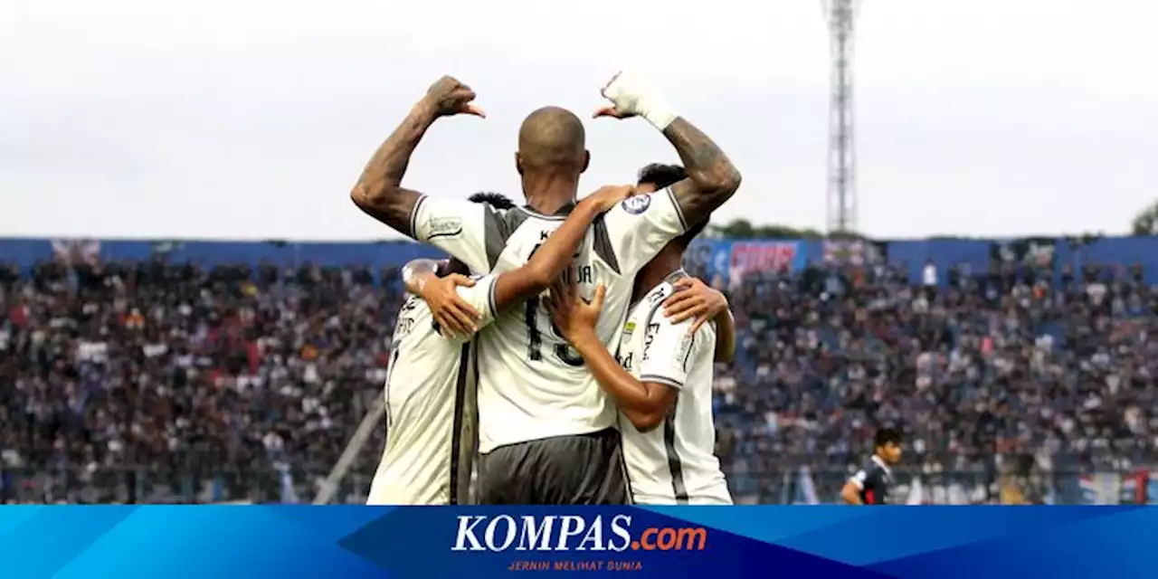 BERITA FOTO - Comeback Manis Persib Bandung di Kandang Arema FC