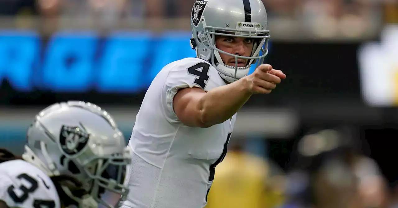 Raiders QB Carr struggles in season opening loss to Chargers