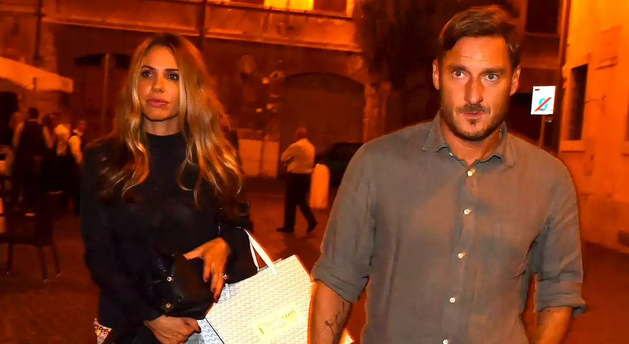 Totti parla dopo la separazione da Ilary Blasi: «Non ho tradito per primo, ho visto i messaggi»