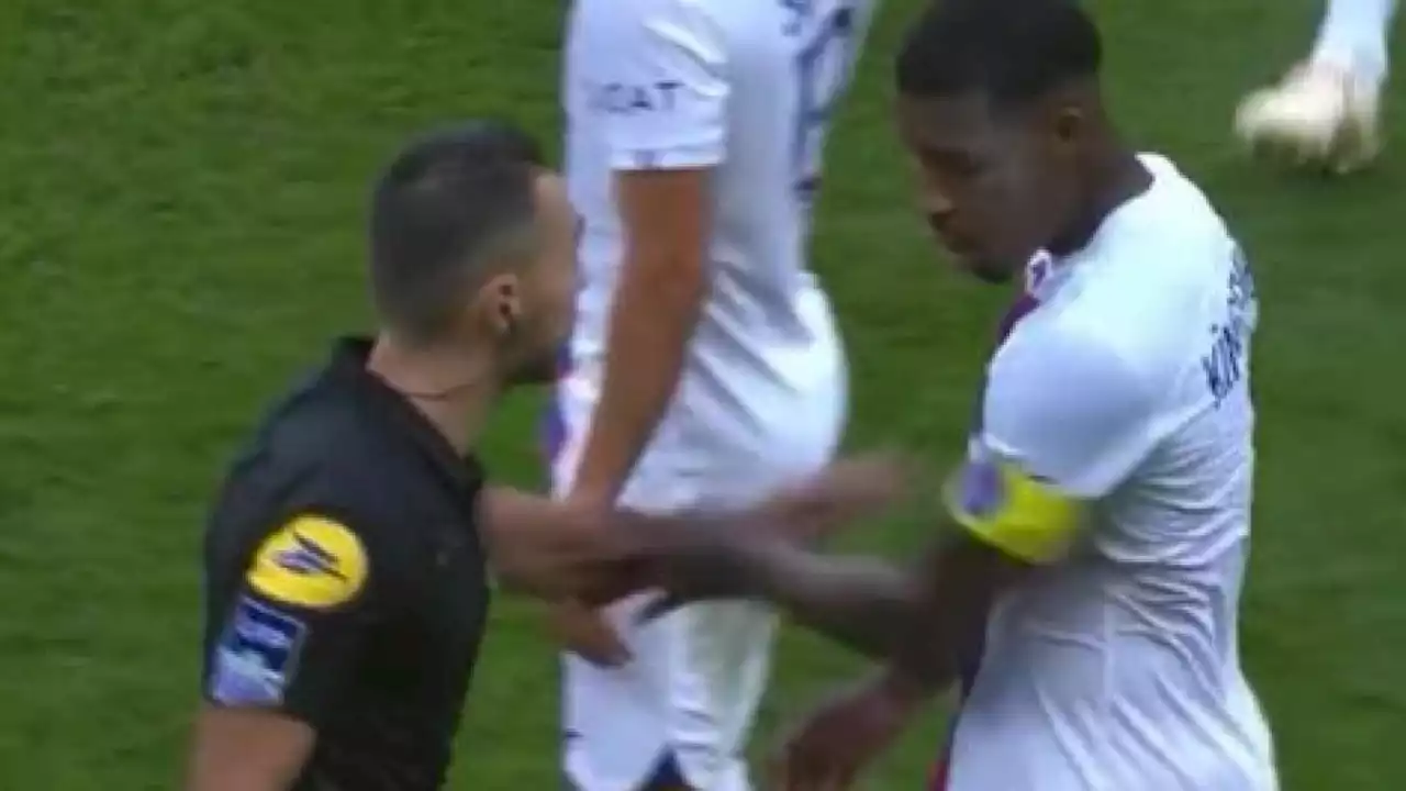 « Wesh, touche-moi pas frère ! » : échange tendu entre Kimpembe et l’arbitre, capté par Prime Vidéo