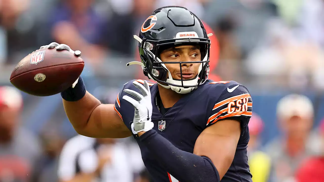 How Justin Fields' Playmaking Paved Way for Bears Win Over 49ers