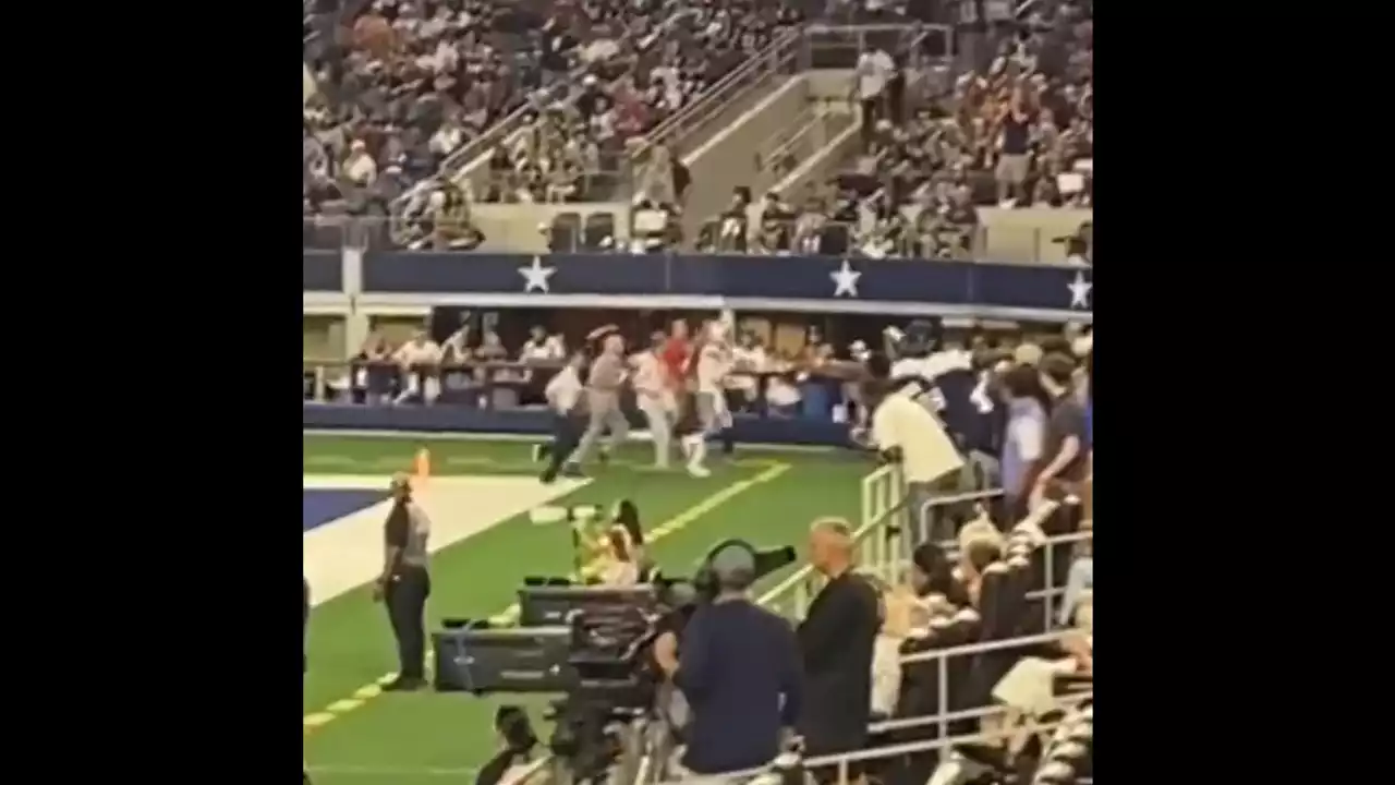 WATCH: Cowboys Fans Booed Dak Prescott, Threw Trash at Him in Loss