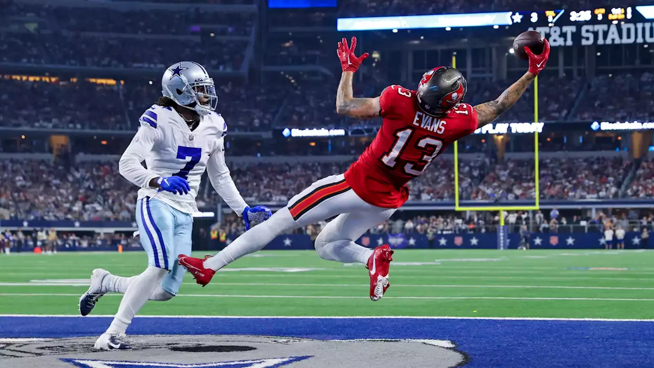 WATCH: Mike Evans Hauls in One-Handed Touchdown Over Cowboys' Trevon Diggs