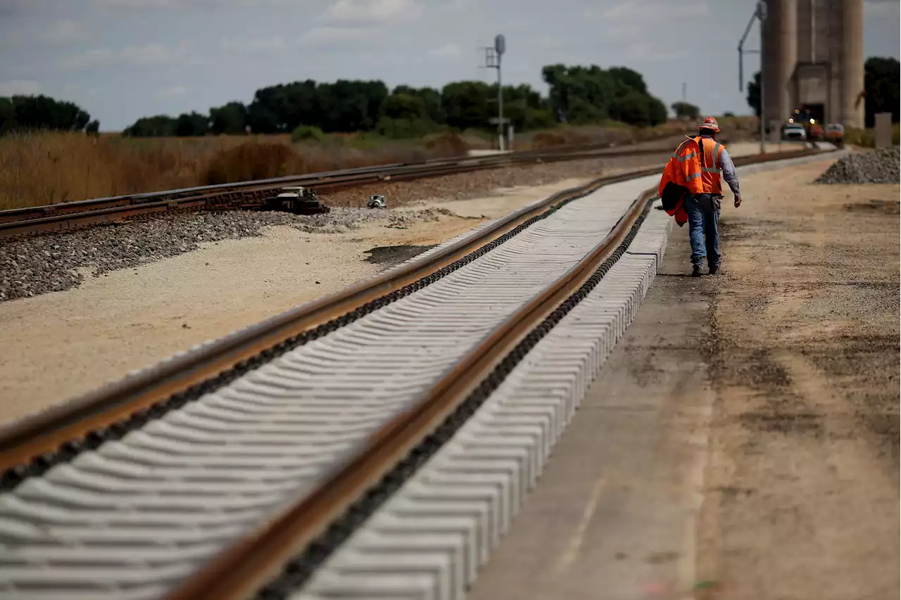 Large Railroad Labor Unions Say They Will Strike If Quality of Life Is Not Addressed in New Contract