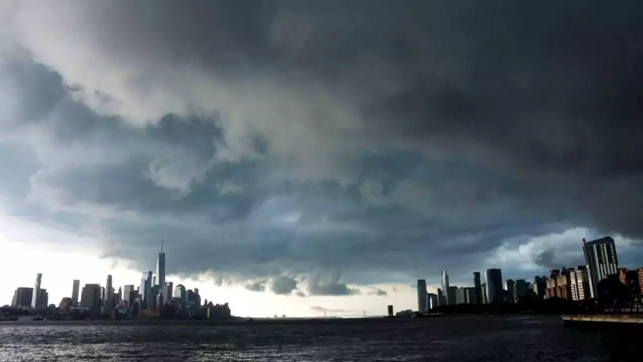 Strong Storms Eye NYC Area Monday: Damaging Winds, Flash Floods, Hail Possible