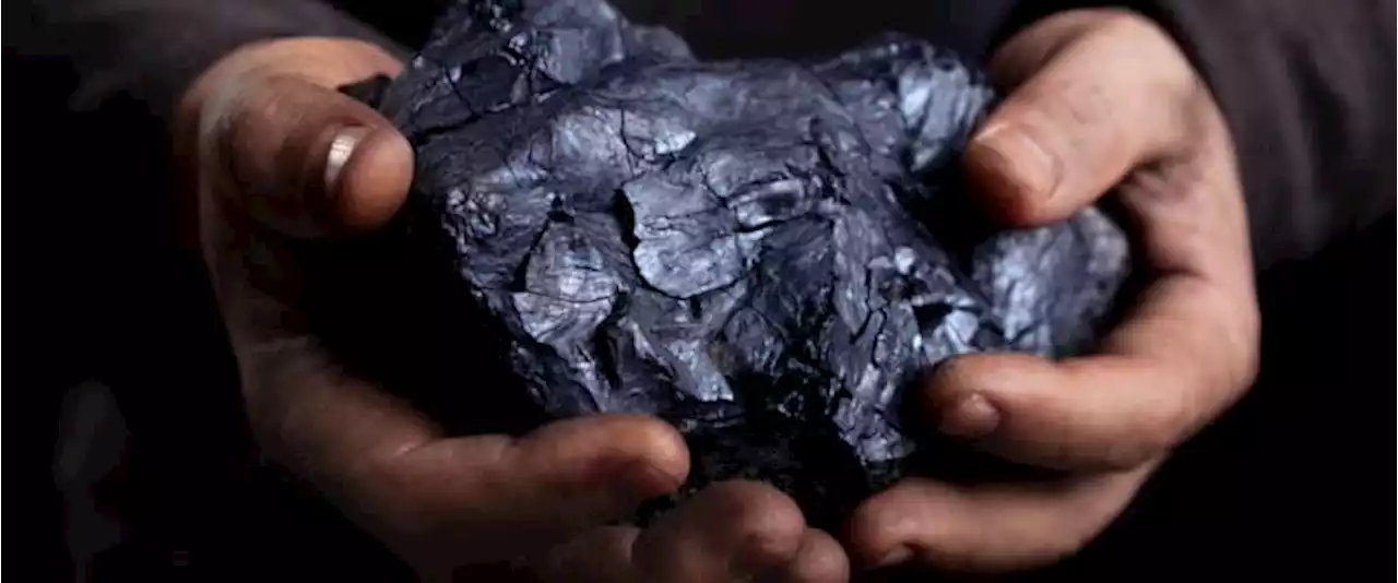 Coal Power Generation Falls Despite Energy Crisis | OilPrice.com