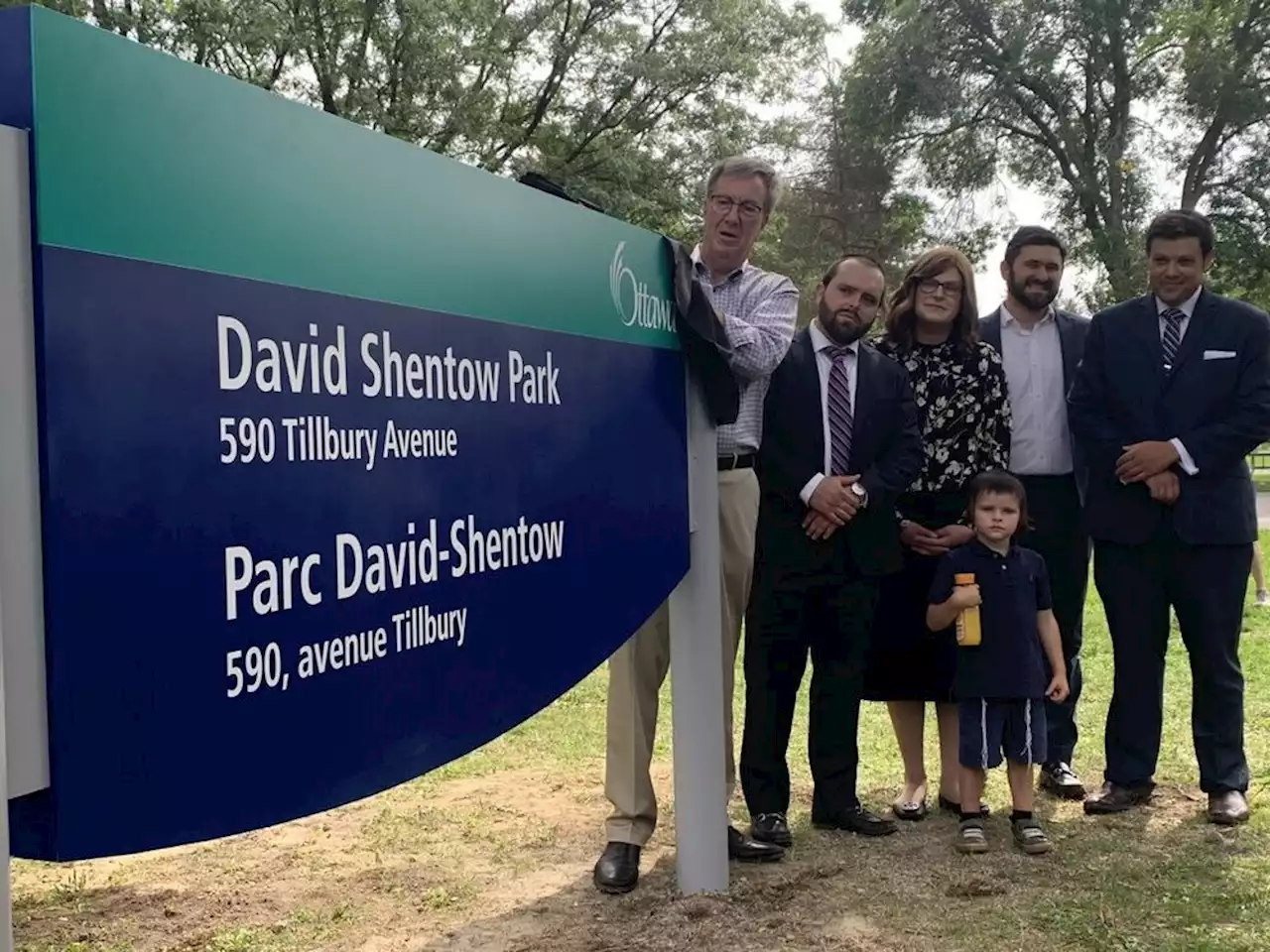 'Testament to David’s legacy': Ottawa park named after Holocaust survivor and educator Shentow