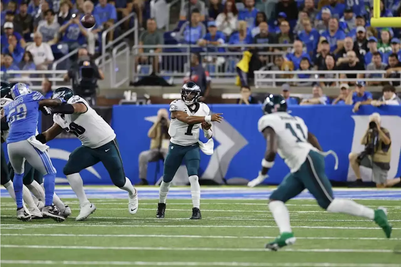 A.J. Brown and the Eagles win, 38-35, in a season-opening shootout with the Detroit Lions