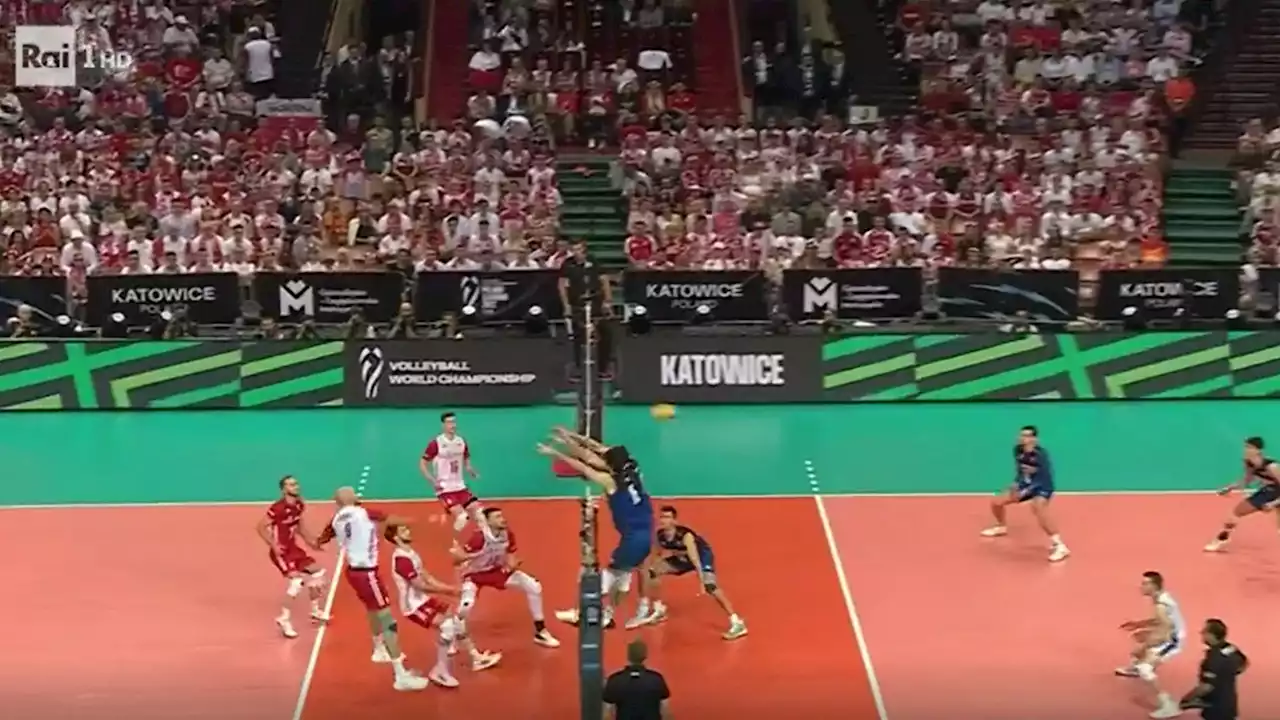 Pallavolo, quel punto contestato dall'Italia alla Polonia che la regia polacca non manda in replay