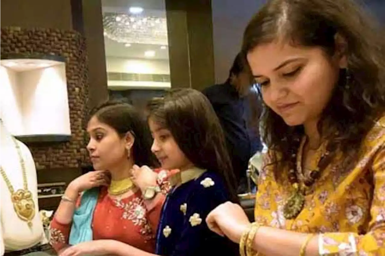 سونے کی قیمت میں ہزاروں روپے کا بڑا اضافہ
