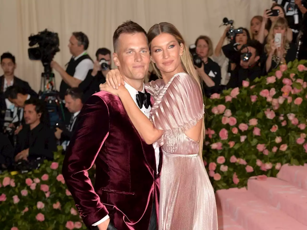 Gisele Bündchen Shares a Few Online Clues That She's Working Things Out With Tom Brady