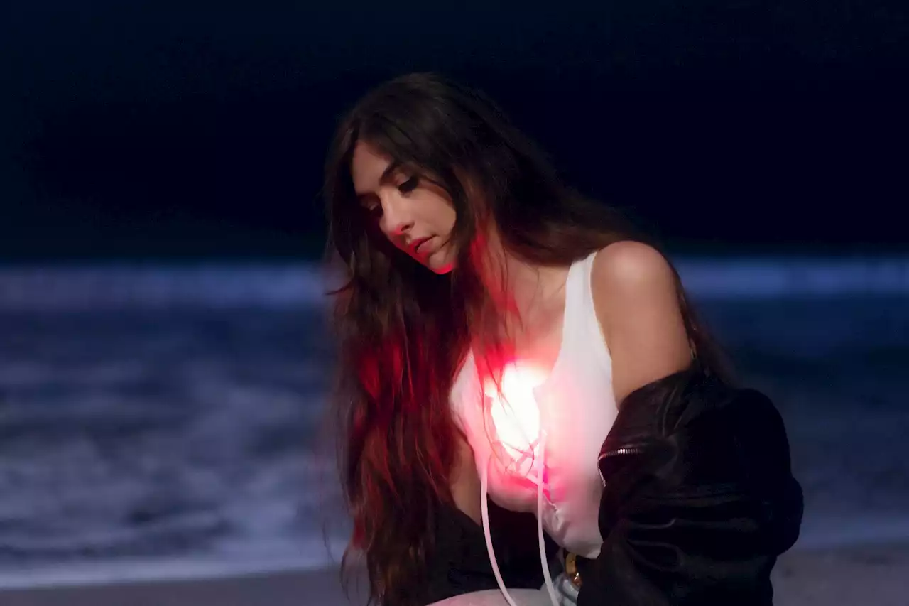 Weyes Blood 'Seeks Freedom' on New Album And in the Darkness, Hearts Aglow