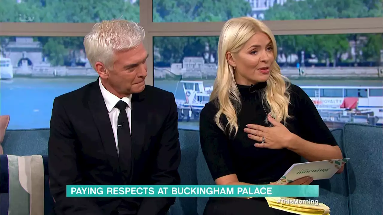 This Morning stars fight back tears as Holly reads her kids' notes to the Queen