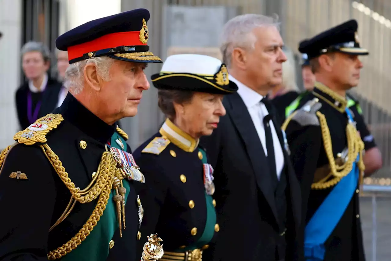 LILLEY: Sticking with monarchy is the worst idea except for all the other ones