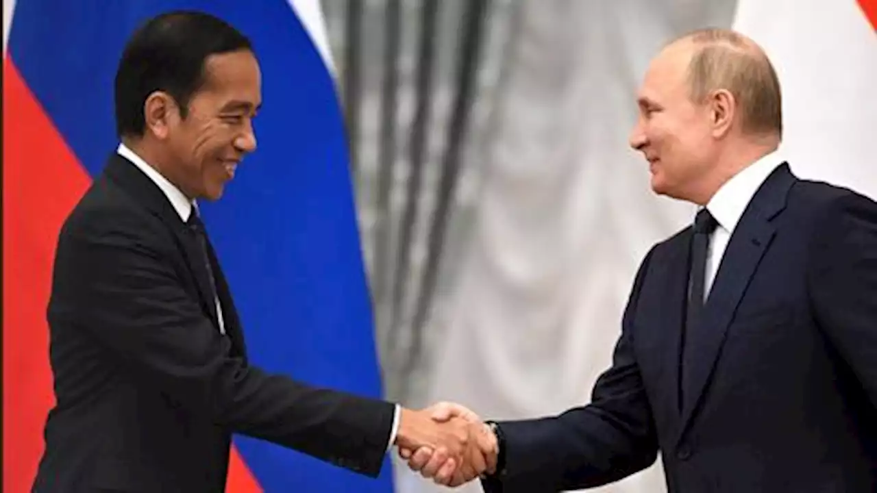 Indonesia's President Widodo open to buying Russian oil as fuel prices soar