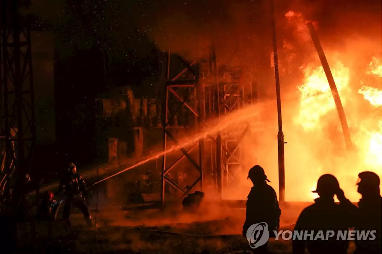 '침공 200일' 거침없는 우크라 반격…러, 발전소 보복공격 응수 | 연합뉴스