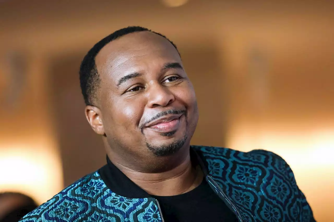 Roy Wood Jr. a fan of Miami Dolphins gang-safe colors: In Birmingham, ‘there were murders everywhere’