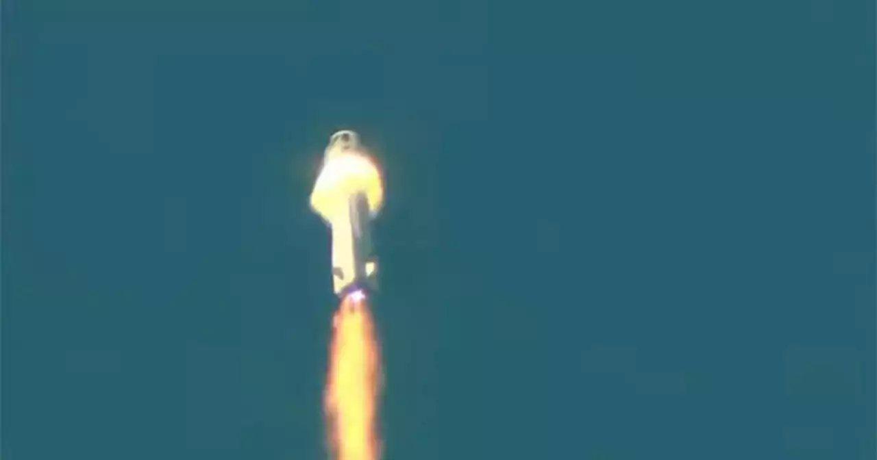 Blue Origin rocket malfunctions, triggers dramatic but safe abort for unpiloted New Shepard capsule