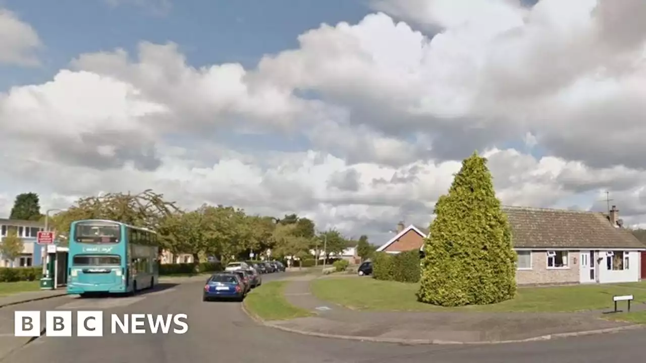 Police appeal after three men approach and grab teenage girl