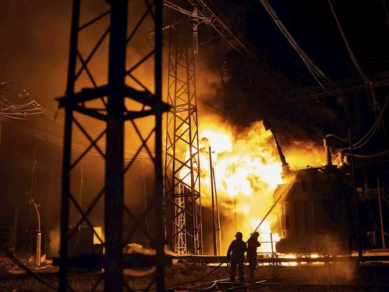 Ukraine reclaims more territory, reports capturing many POWs