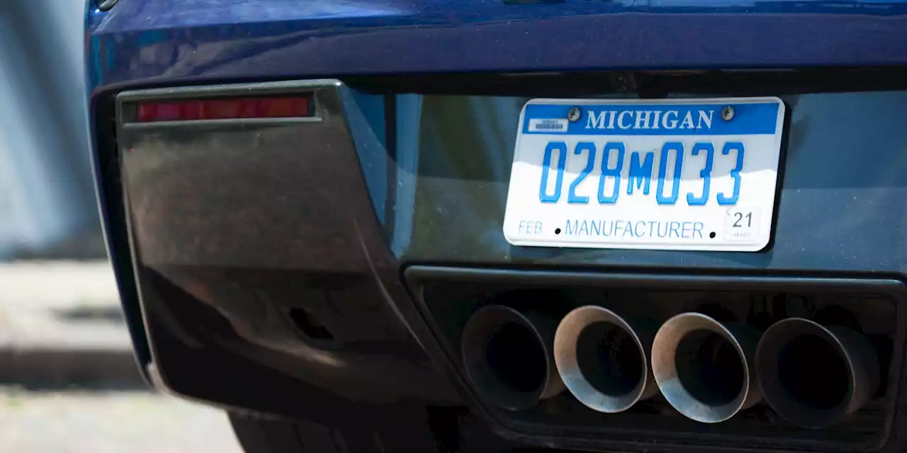 Why Are Modern Cars' Tailpipes Often Dirty?