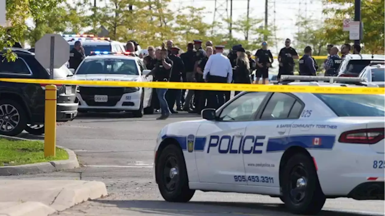 Toronto cop and one other person killed in GTA shooting rampage, suspect shot dead by police | CBC News