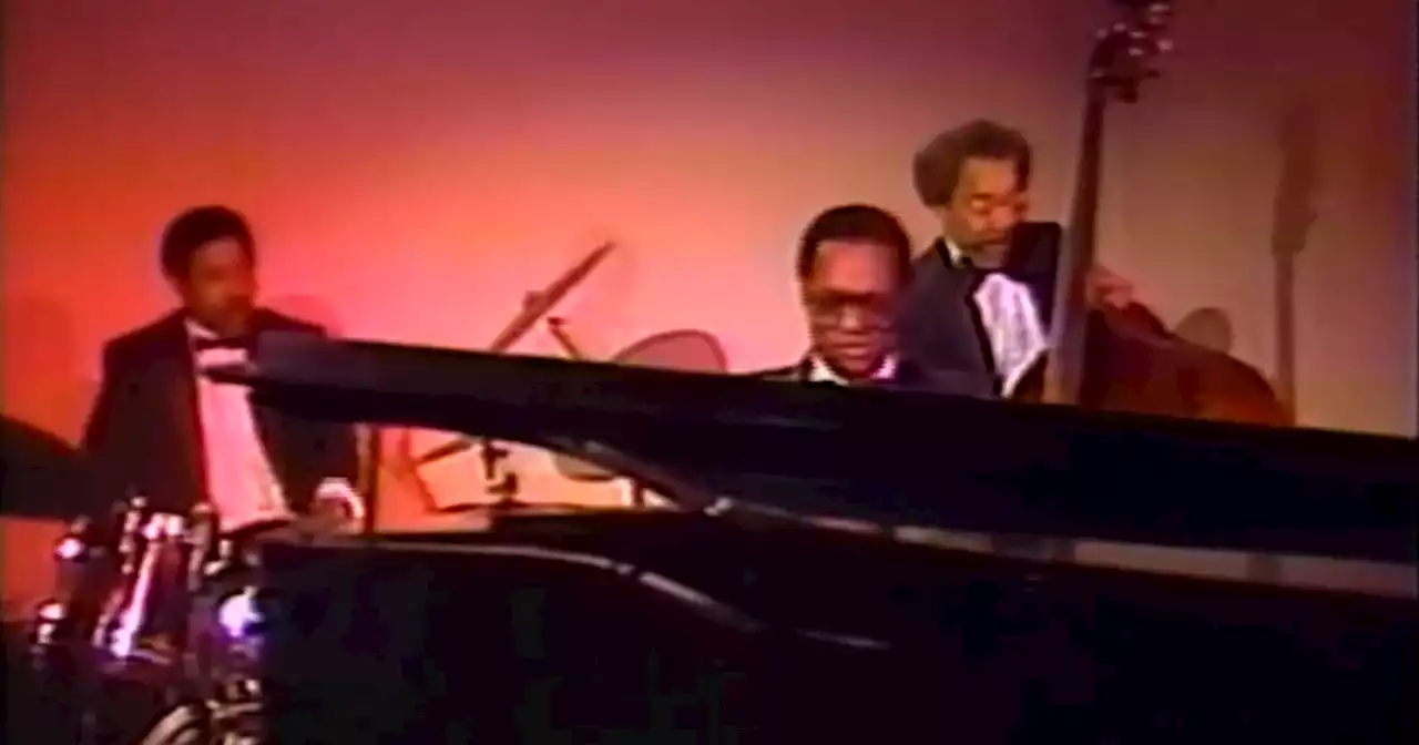 CBS 2 Vault: The Ramsey Lewis Trio reunites for 1982 concert series after 14 years