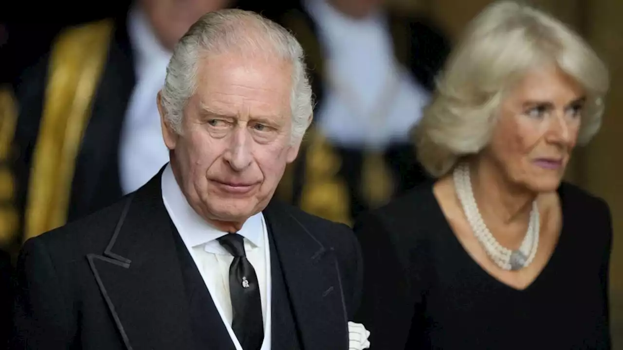 Charles III : survolté, son prétendu fils caché réagit à la mort d'Elizabeth II, 'Il a obtenu le trône, il a obtenu sa femme'