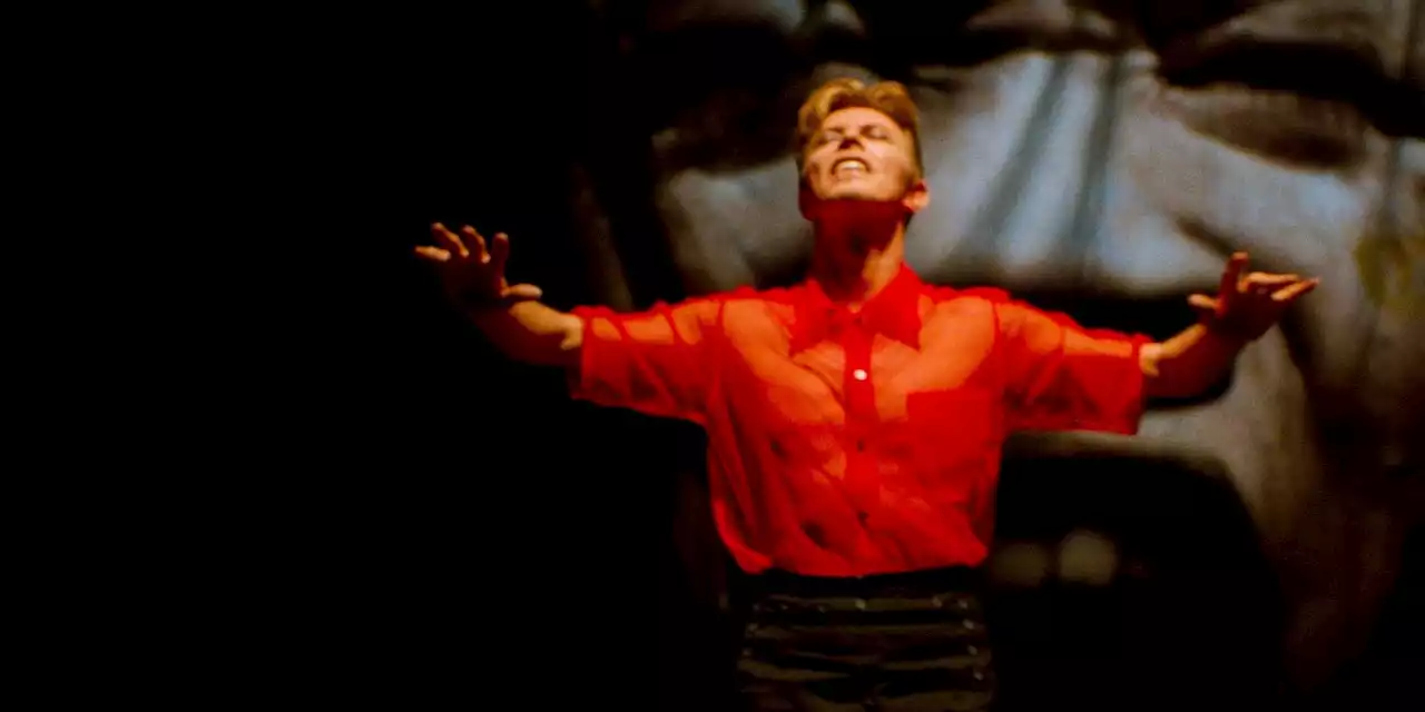 ‘Moonage Daydream’ Review: Brett Morgen’s David Bowie Doc Is a Gift of Sound and Vision