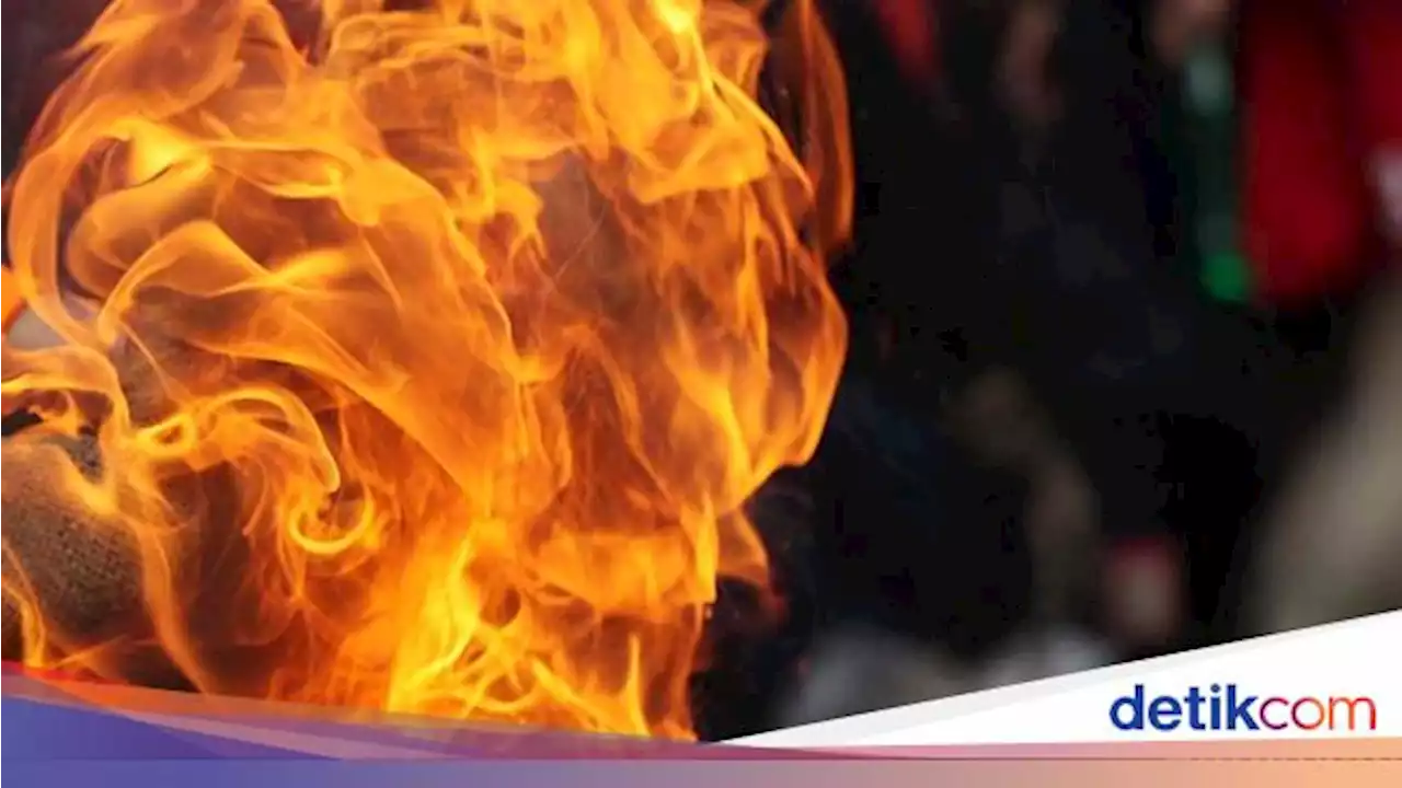 Sadis! Pria di Sidoarjo Bakar Istri dan Anaknya Hidup-hidup