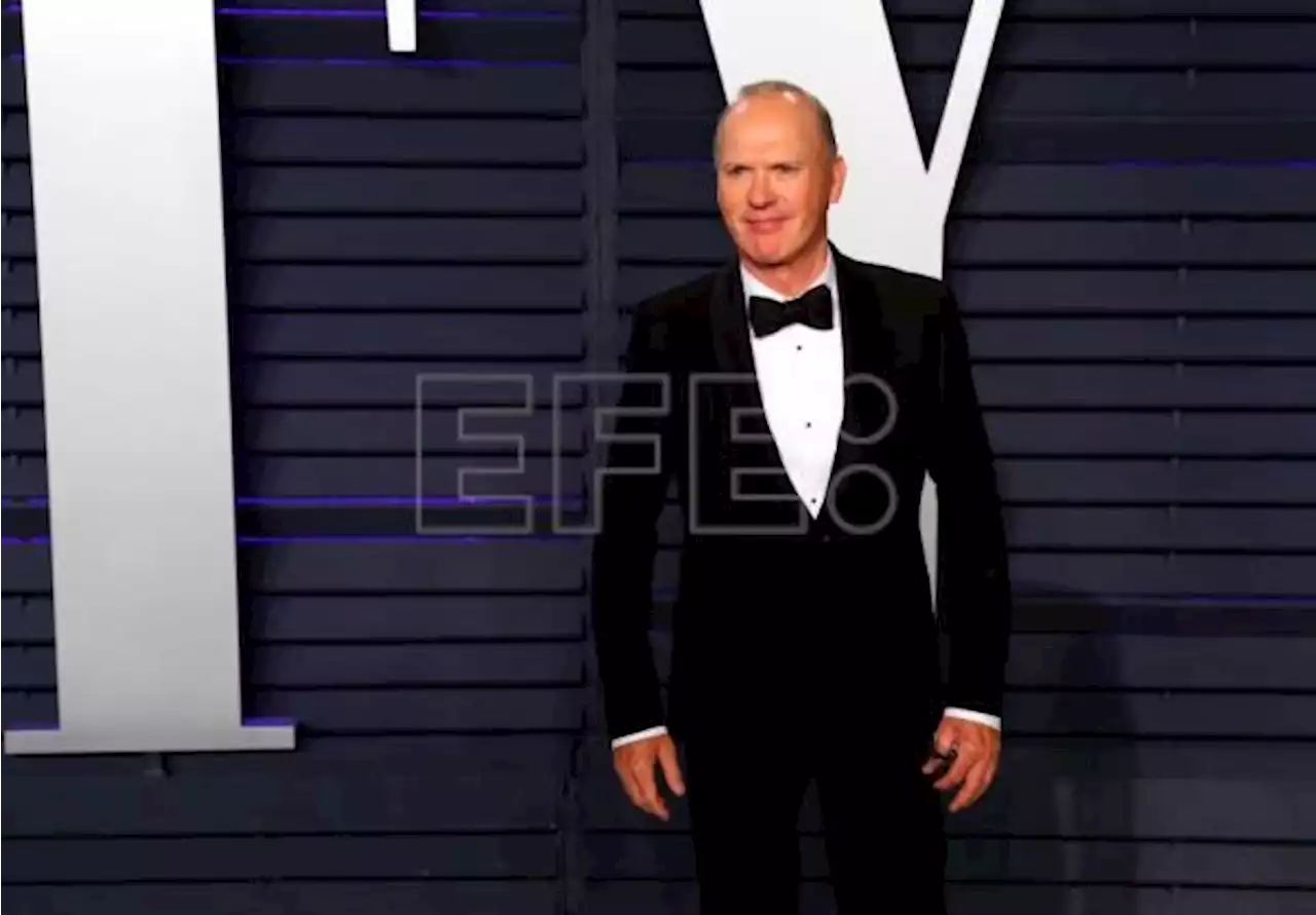 Michael Keaton y Amanda Seyfried ganan el Emmy a la mejor actuación en miniserie