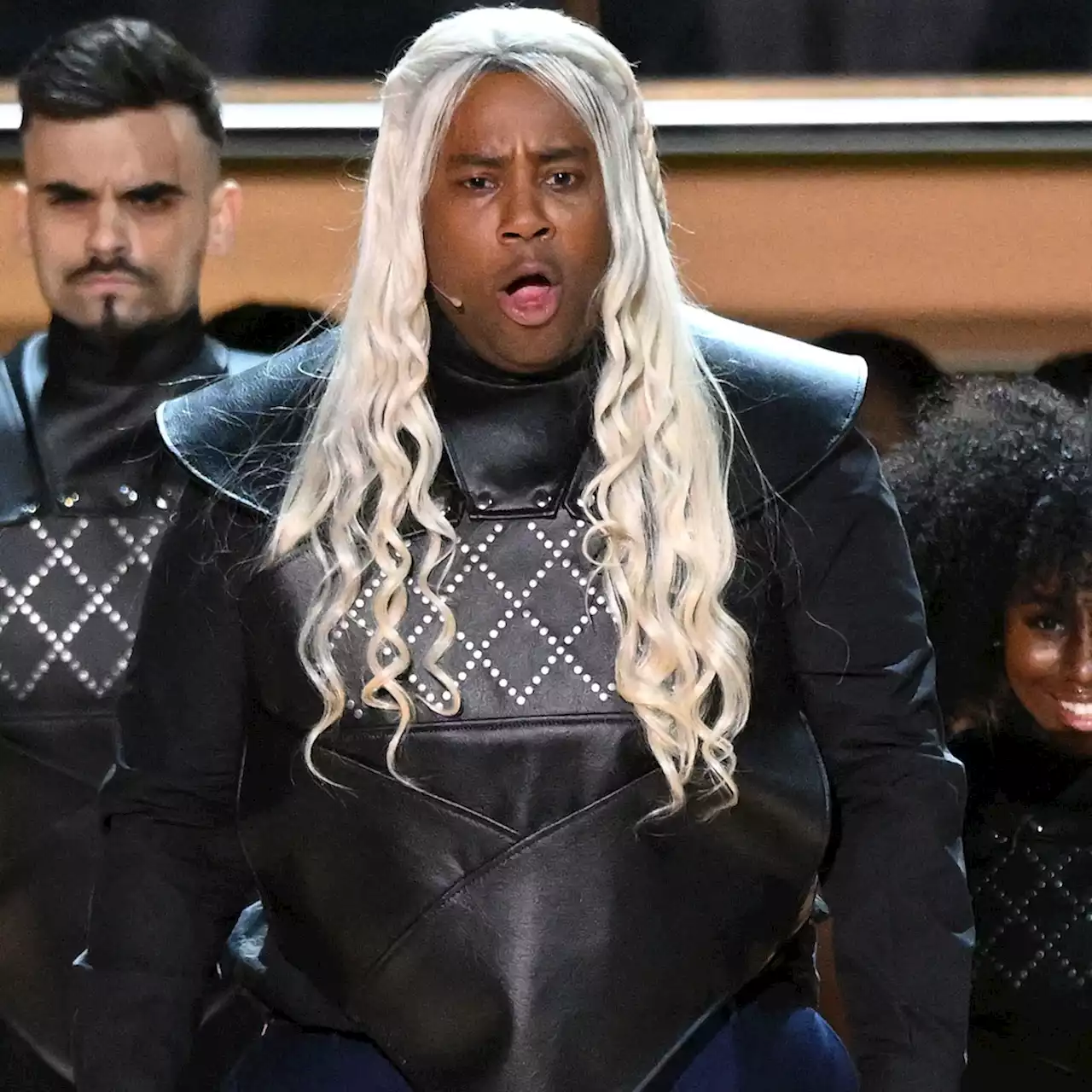 Yes, Kenan Thompson Really Did a Step Routine to Game of Thrones Theme Song at the Emmys - E! Online