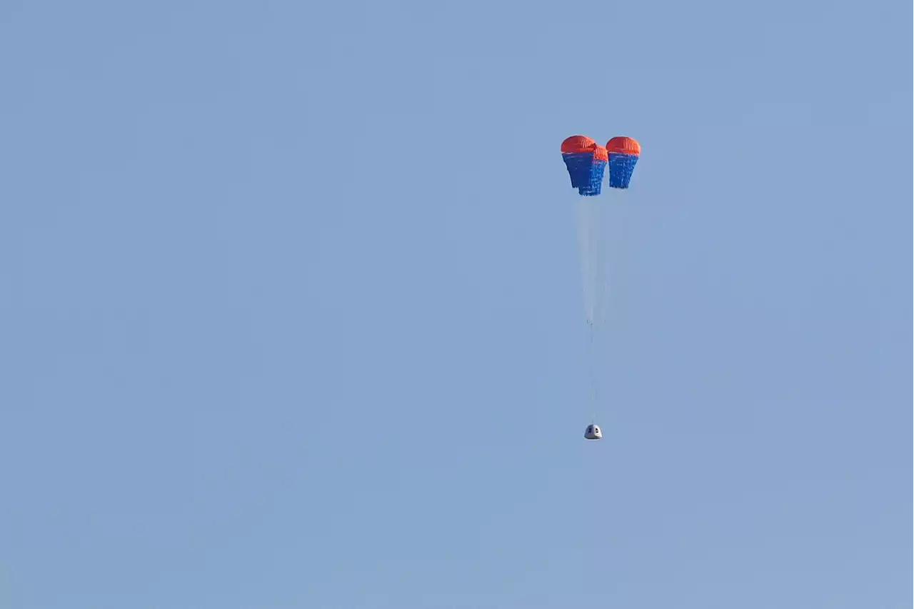 Uncrewed Blue Origin capsule lands safely after New Shepard rocket failure | Engadget