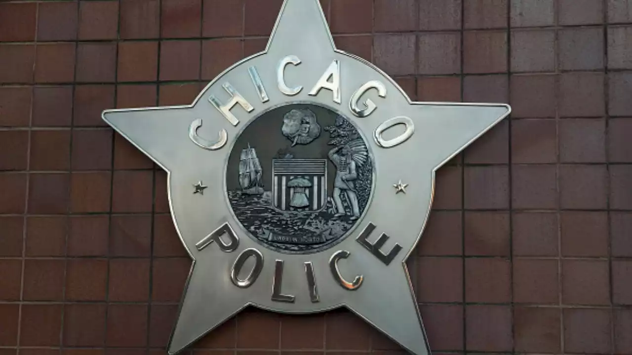 Man impersonating police officer sought by CPD