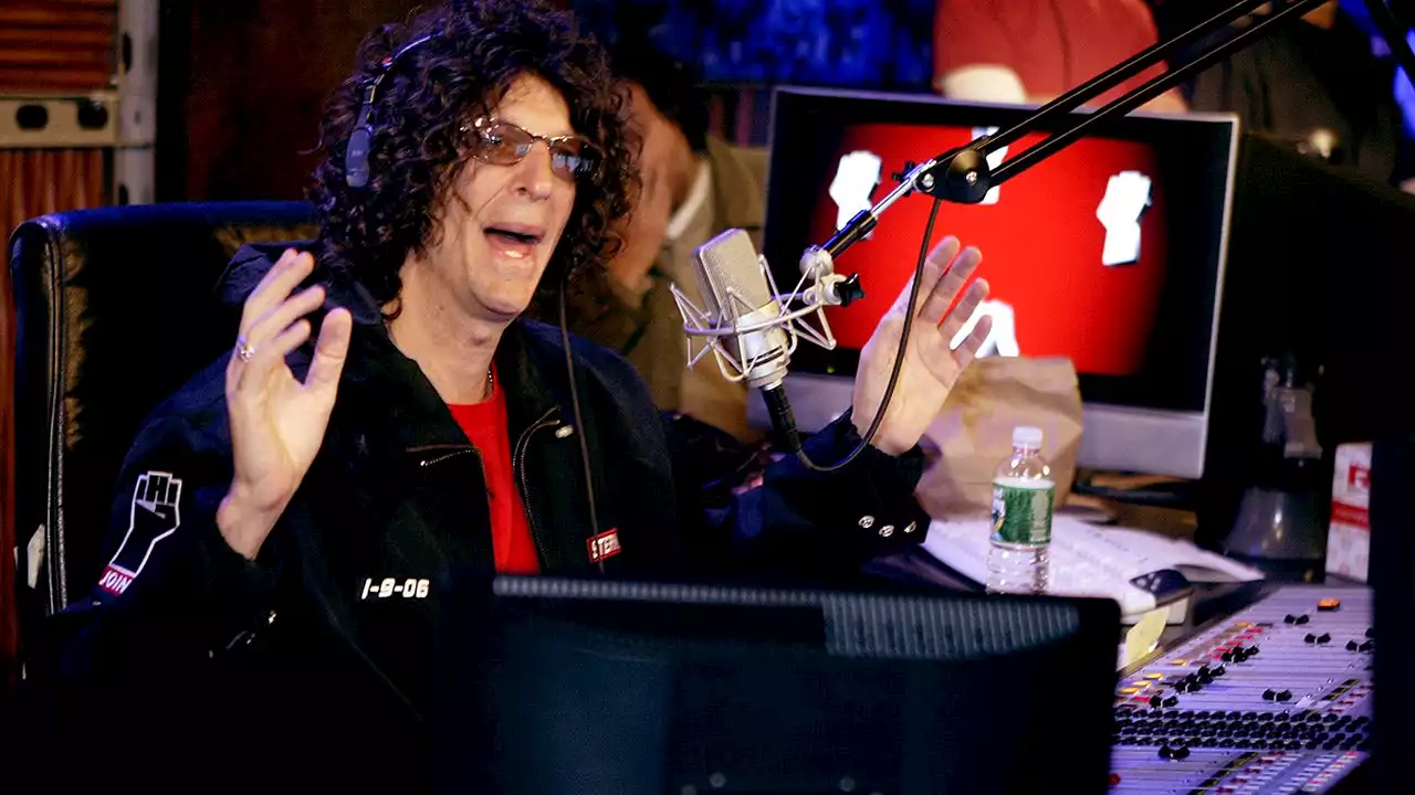 Howard Stern shares theory that Trump retained nuclear intel in order to sell to Russia