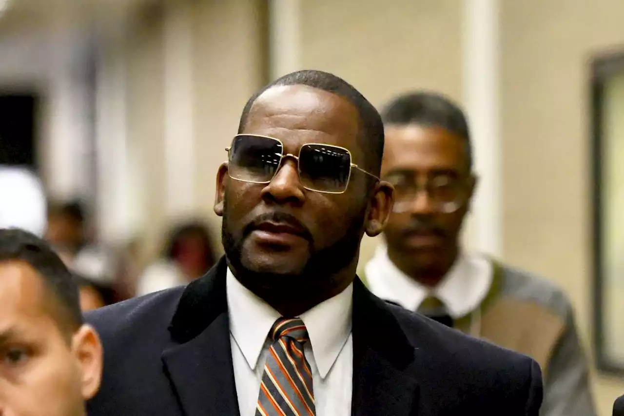 Prosecutor says R. Kelly ‘degraded’ girl for his ‘sick pleasure’