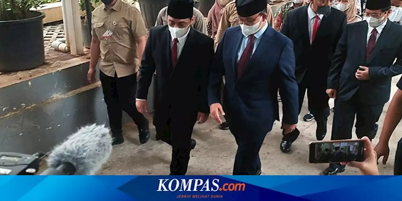 Anies-Riza Hadiri Rapat Paripurna DPRD DKI untuk Umumkan Berakhirnya Masa Jabatan Mereka