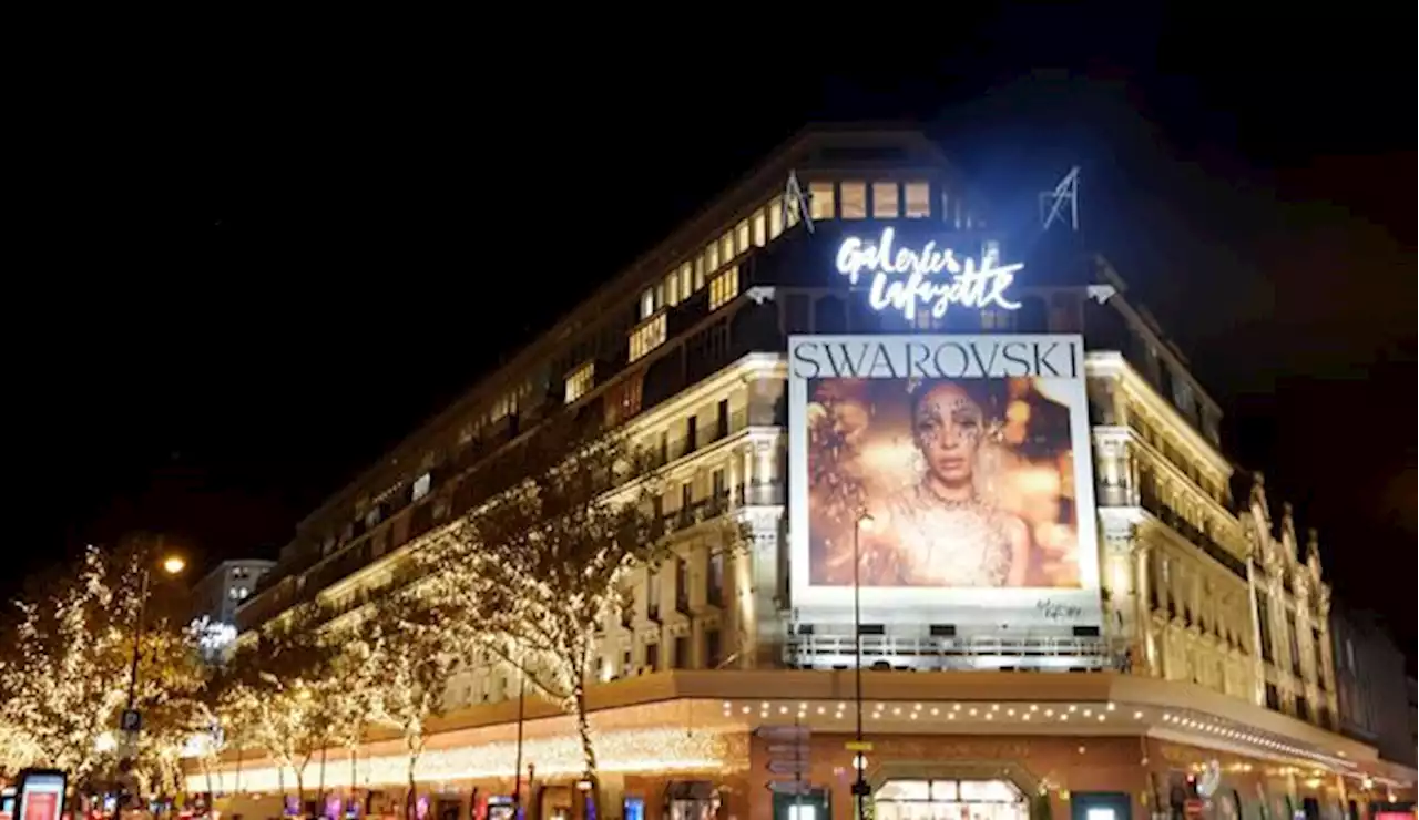 Interdiction de la publicité lumineuse la nuit : les limites des décrets prévus par le gouvernement