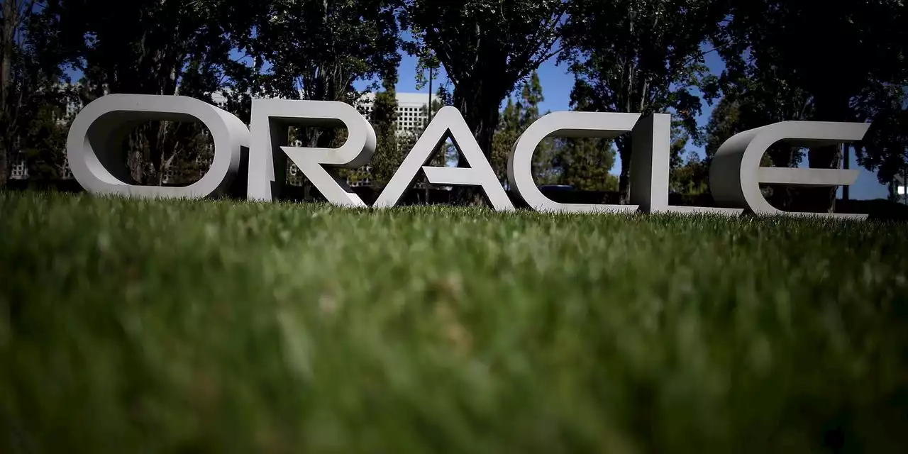 Oracle misses on earnings results and forecast as strong dollar takes a toll