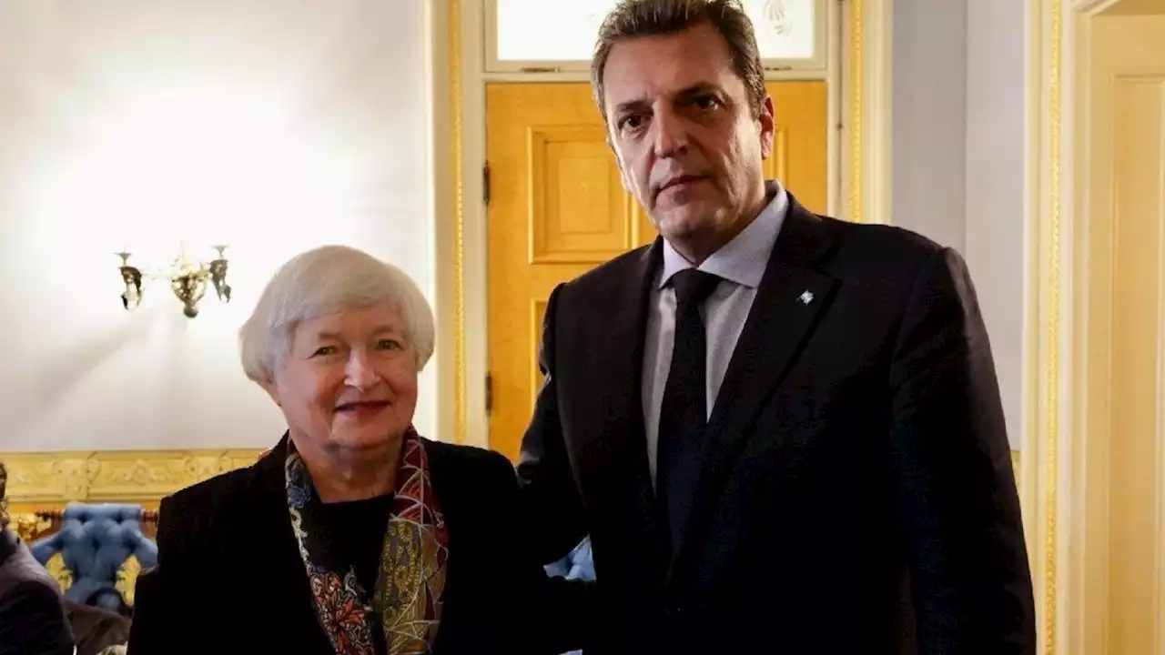 Sergio Massa destacó en Twitter la 'excelente reunión de trabajo' con el FMI