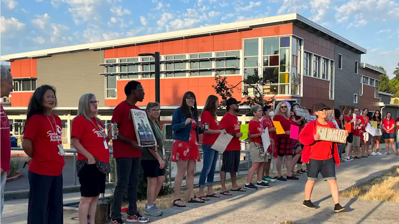 KIRO Newsradio Headlines: Striking SPS teachers reach tentative contract agreement with district