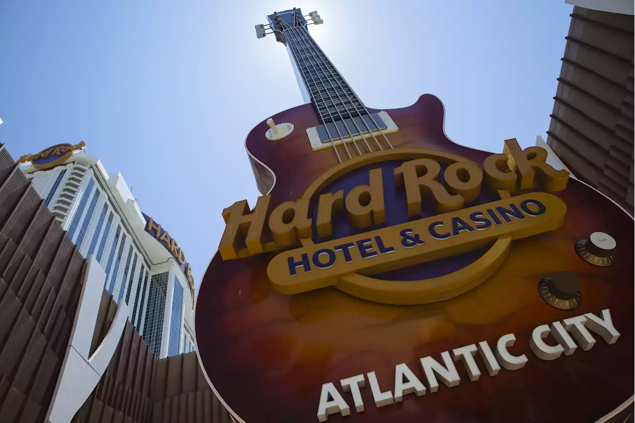 Hard Rock Spends $100M to Raise Pay for Non-Tipped US Staff