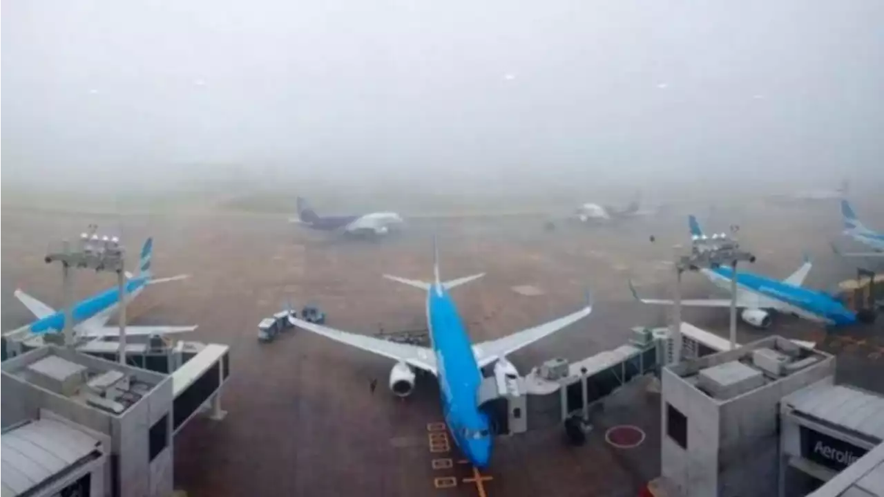 Ezeiza: vuelos demorados y desviados por presencia de niebla