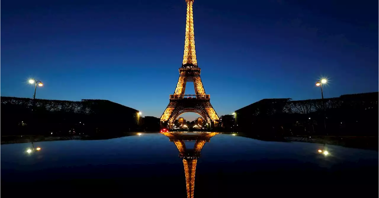 Lights out early for Eiffel Tower as Paris saves energy